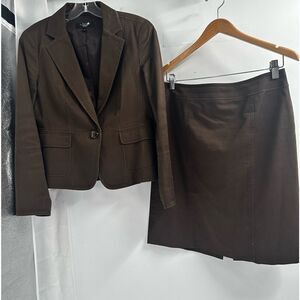 Talbots 8P Brown 2Piece  Straight Skirt and 1Button Peplum Jacket Set